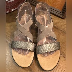 Women's Tan Sandals